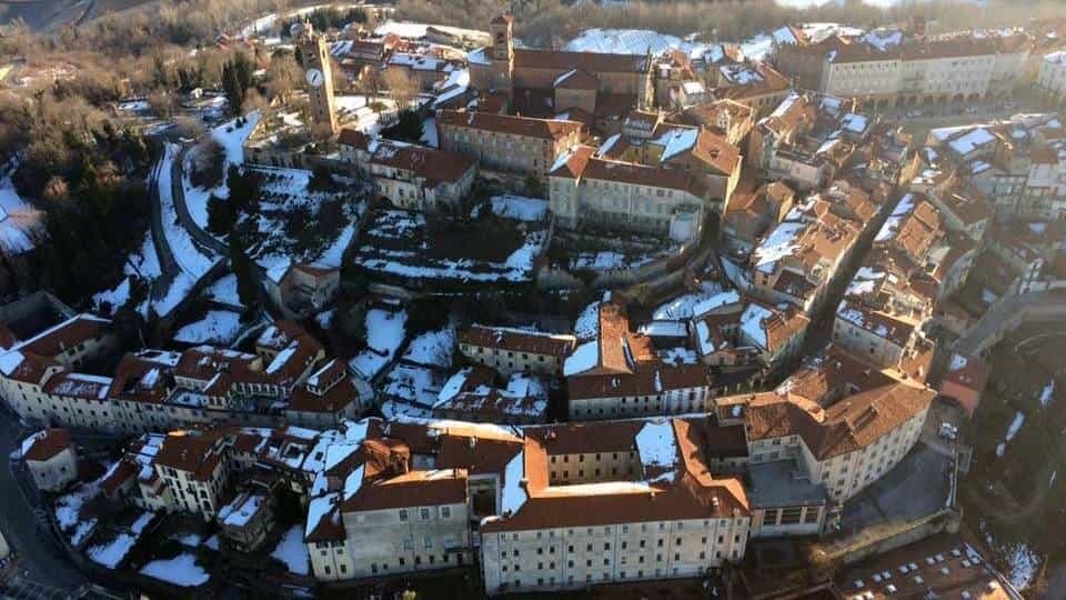 Mondovì centro storico - Piazza e torre civica